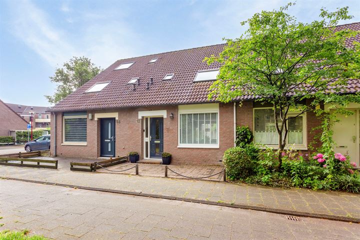 Bekijk foto 32 van Jachthoornpad 12