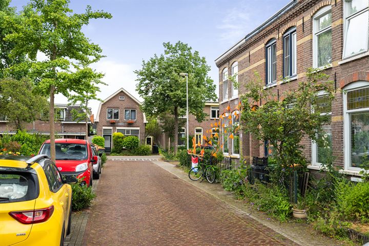 View photo 27 of Bessenstraat 11