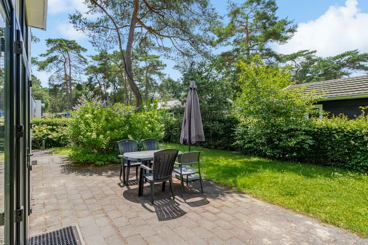 Foto 19 van Vijverlaan 1-JB12