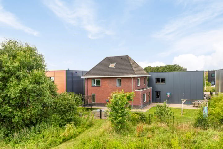 Foto 2 van Mien Ruysweg 34