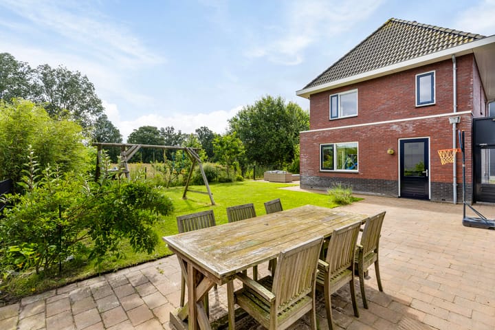 Foto 3 van Mien Ruysweg 34