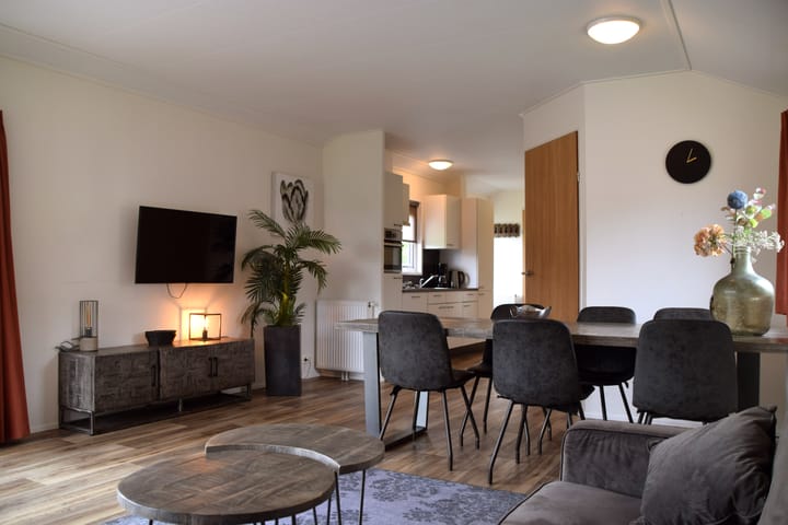 Foto 19 van Den Drul 19-R24