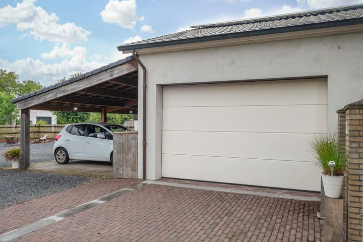 Photo 11 of Moostdijk 44