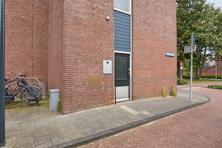 Bekijk foto 7 van Driftstraat 56