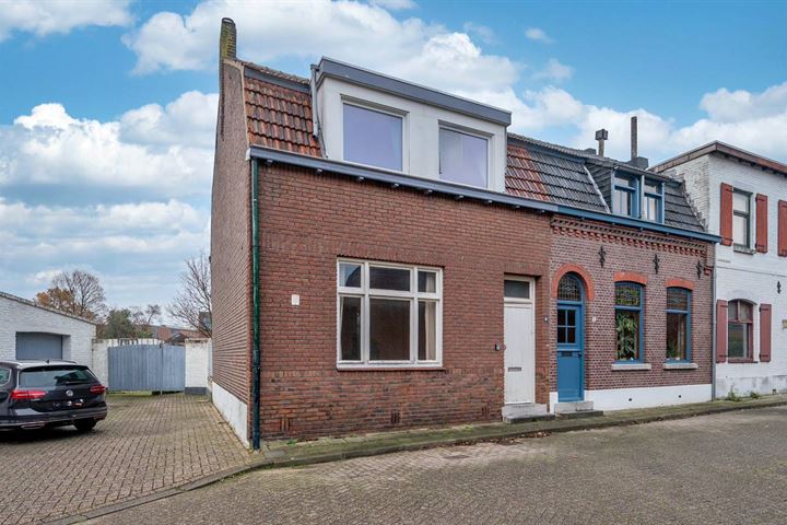 Bekijk foto 2 van Hoekstraat 10