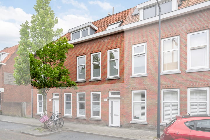 View photo 4 of J A Alberdingk Thijmstraat 60-A