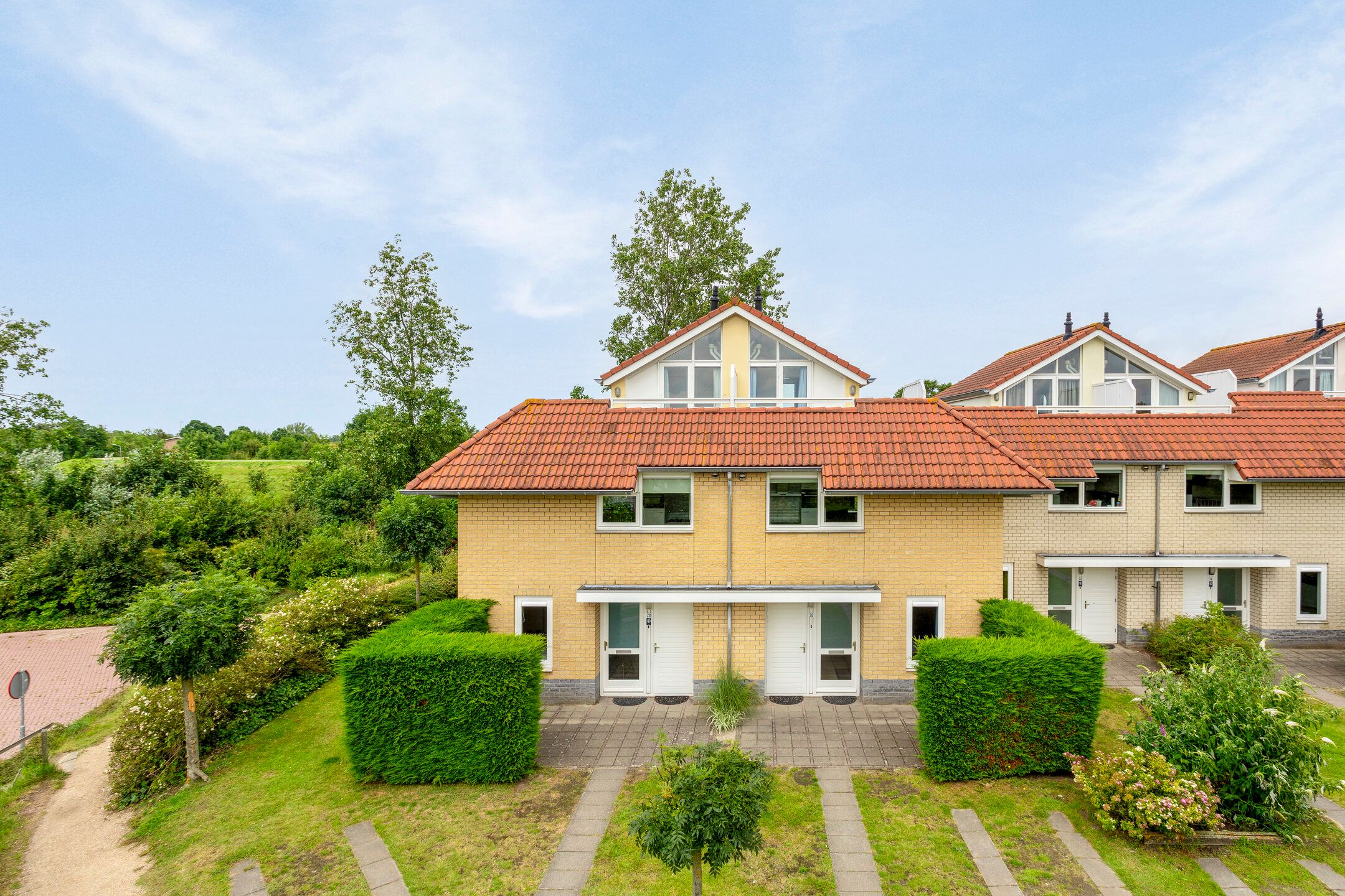 5-bedroom freehold villa in Brouwershaven — photo 4 of 5