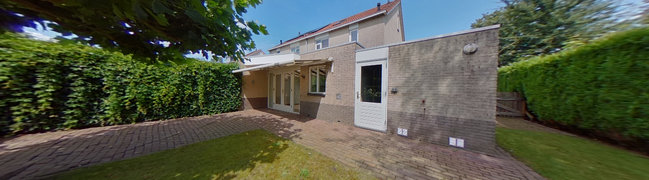 Bekijk 360° foto van achtertuin van A.J. Rennenstraat 20