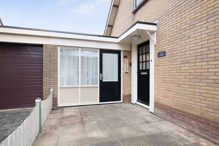 Bekijk foto 3 van Oesterstraat 14