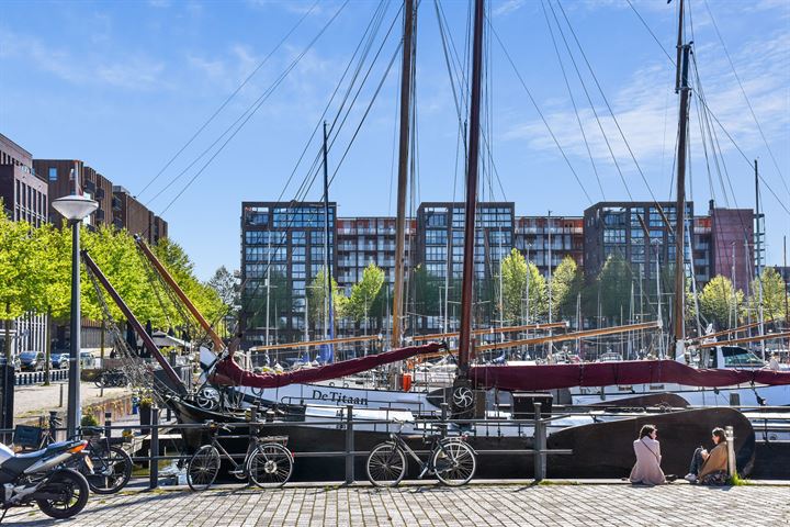 Bekijk foto 37 van Krijn Taconiskade 497