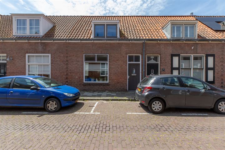 Bekijk foto 2 van Kanonweistraat 8