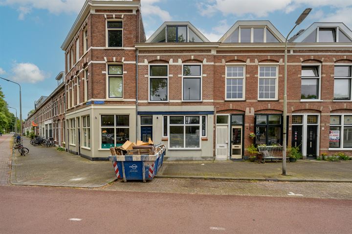 Bekijk foto 3 van Oostplein 1