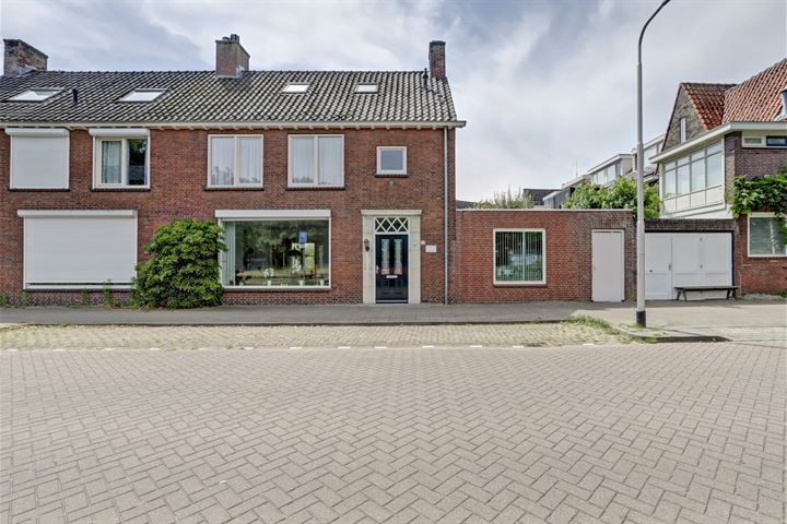 Bekijk foto 1 van Hoevensekanaaldijk 93