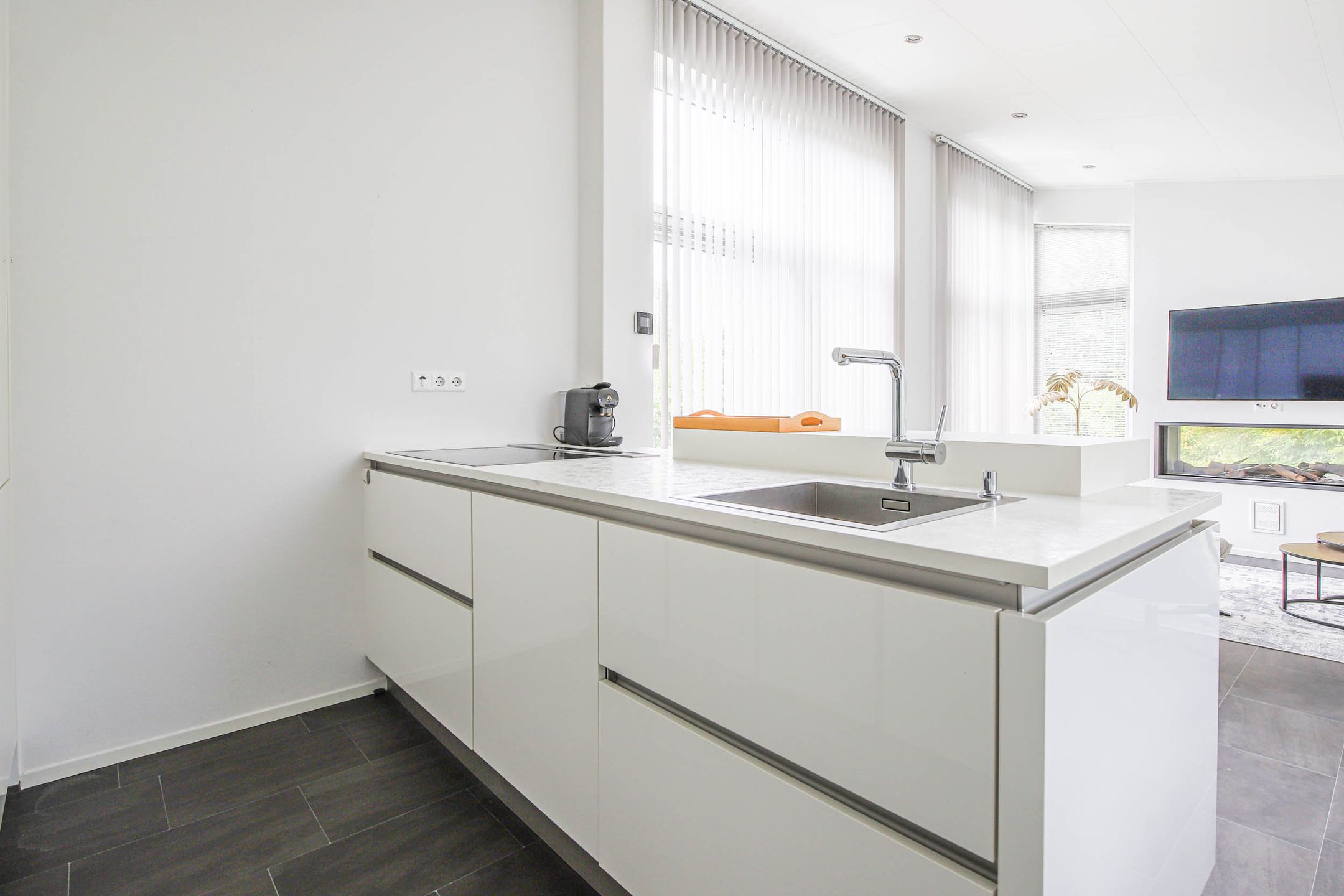 2-bedroom freehold villa in Wemeldinge — photo 3 of 5