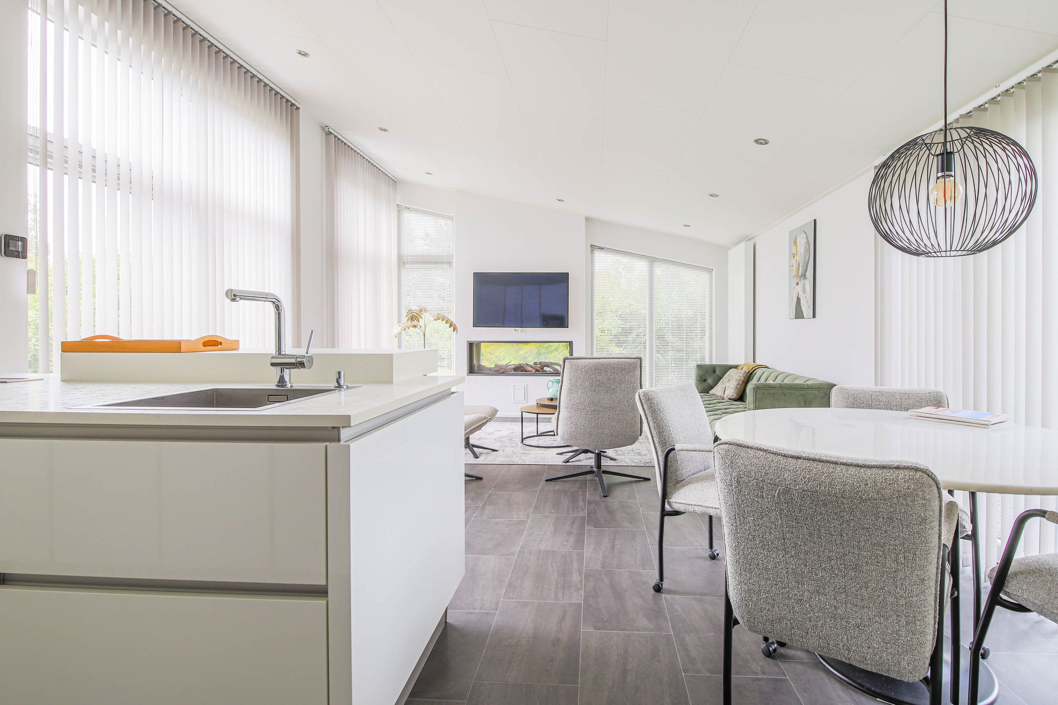 2-bedroom freehold villa in Wemeldinge — photo 4 of 5