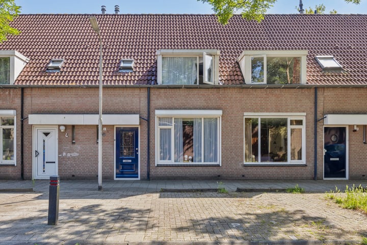 Bekijk foto 1 van Pasteurstraat 6