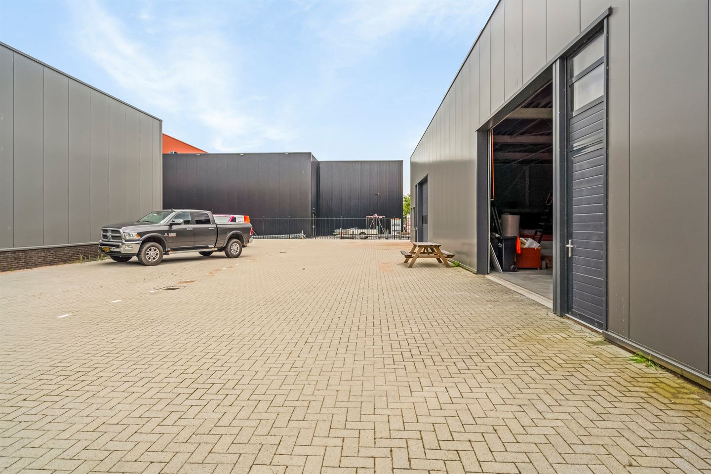 Bekijk foto 5 van Businesspark Friesland-West 25 A