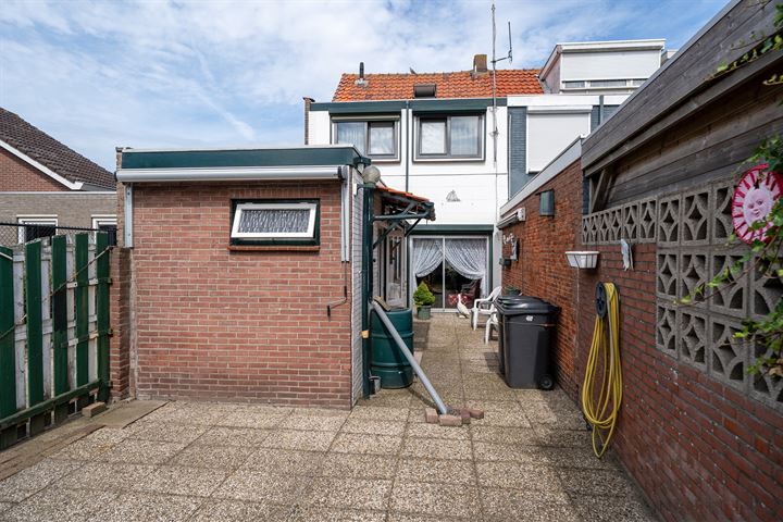 Bekijk foto 33 van Waalstraat 26