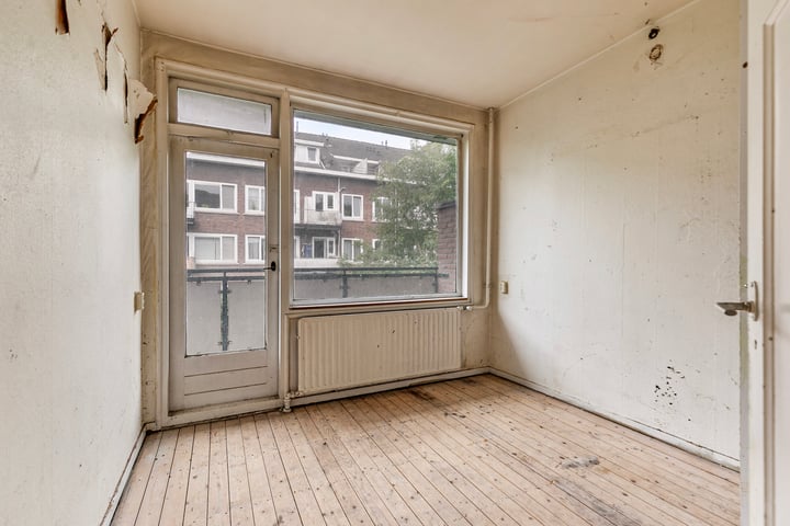 Bekijk foto 4 van Lumeystraat 19-01L