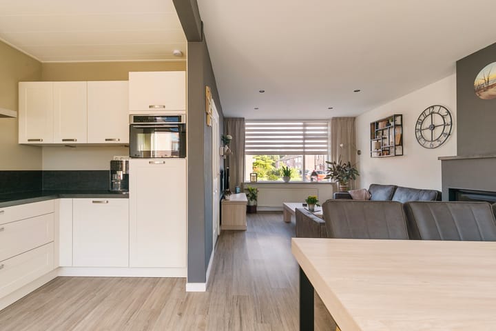 Foto 11 van Azaleastraat 18