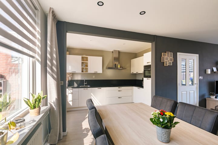 Foto 13 van Azaleastraat 18