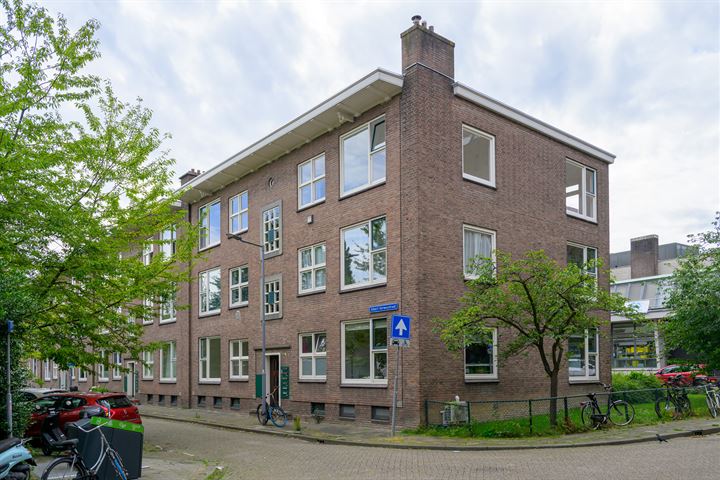 Bekijk foto 22 van Albert Verweystraat 9-A