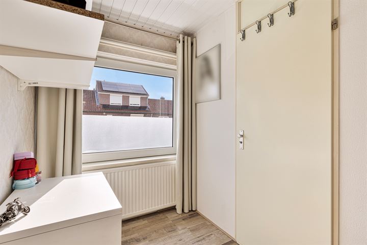 View photo 19 of Willigenakkerstraat 7