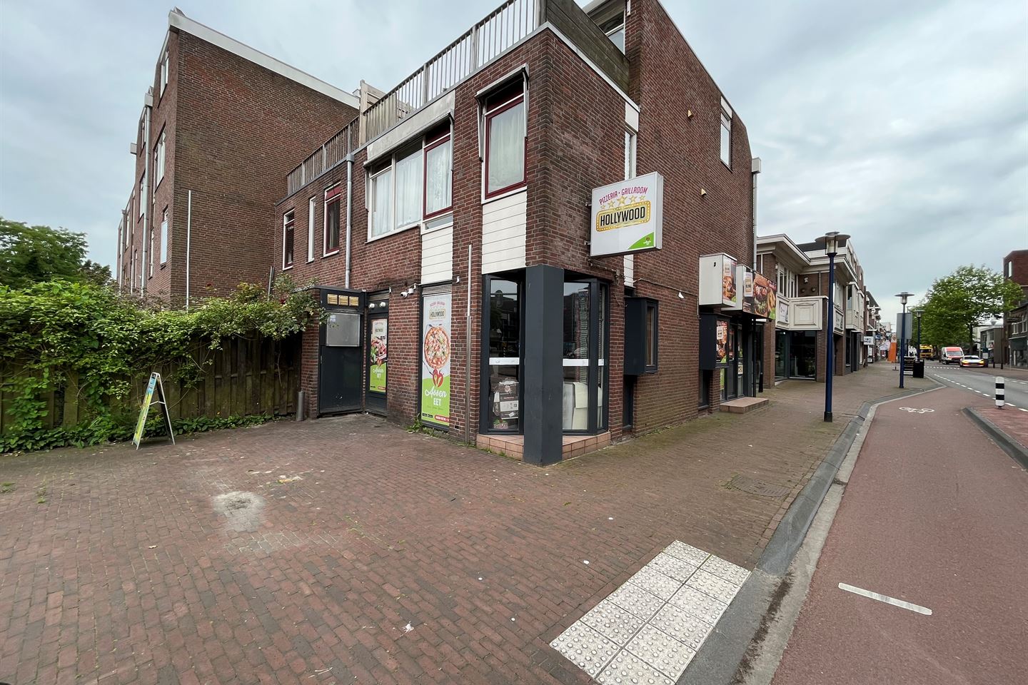 Bekijk foto 1 van Rolderstraat 60