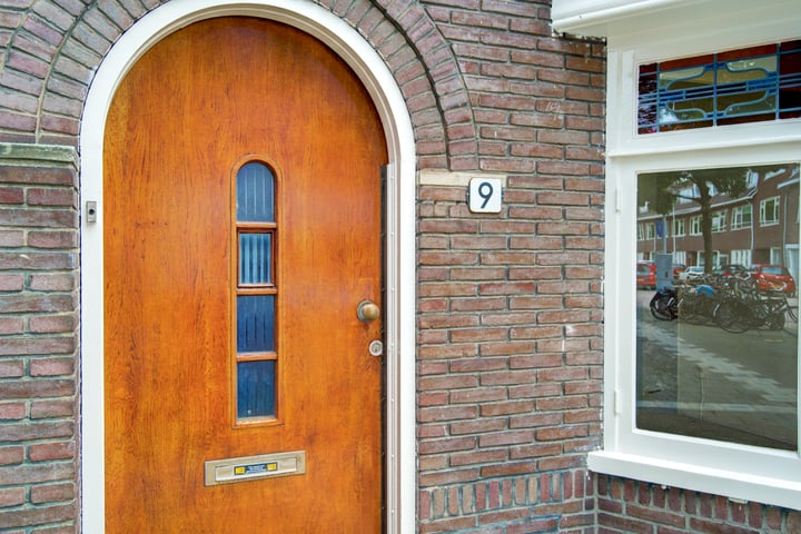 View photo 5 of Van Koetsveldstraat 9