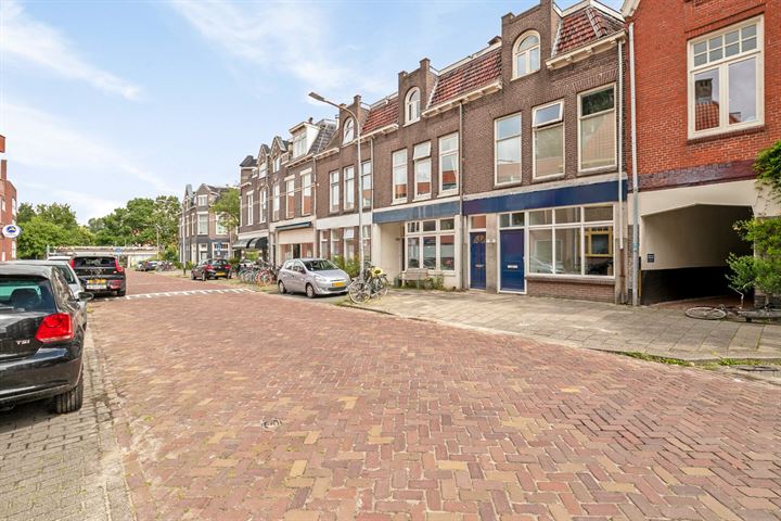 View photo 21 of Moesstraat 43