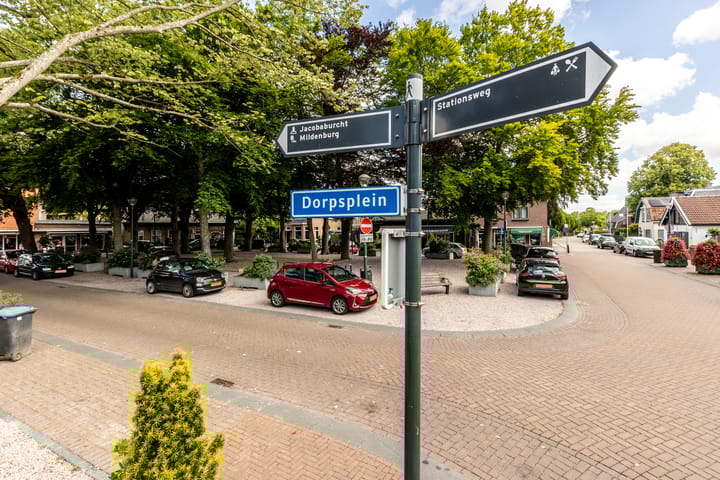 Foto 5 van Dorpsplein 2-G