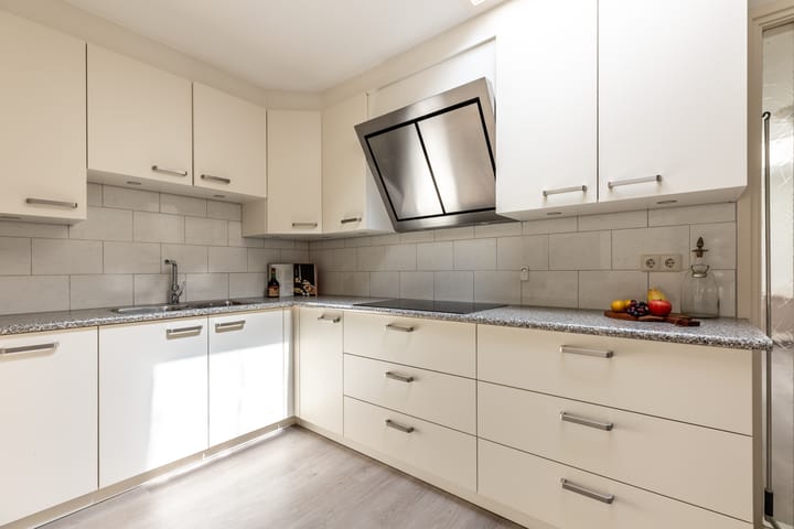 Foto 20 van Dorpsplein 2-G