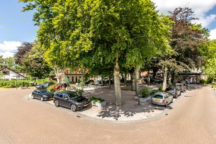 Foto 35 van Dorpsplein 2-G