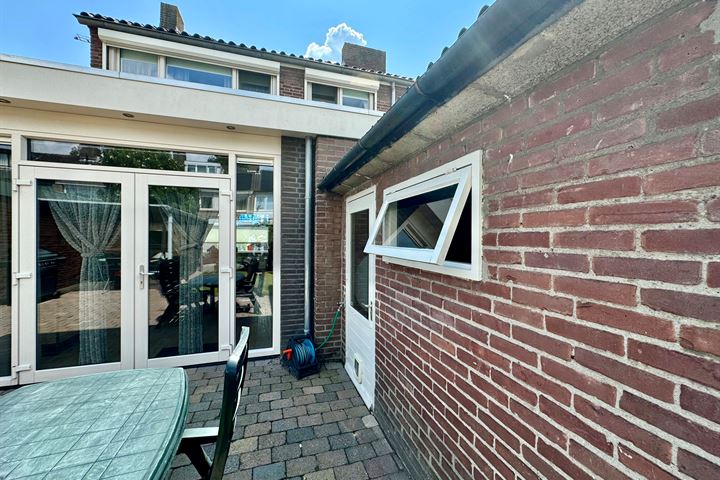 View photo 28 of Frans Broosstraat 10