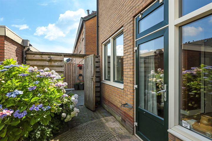 Bekijk foto 46 van Ranonkelstraat 34