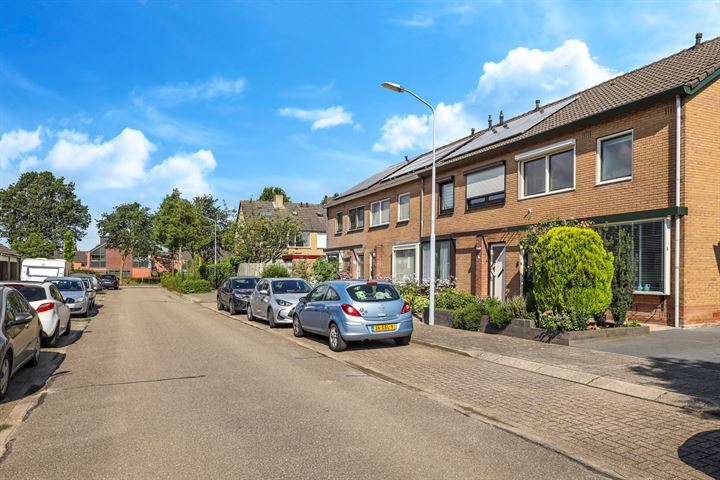 View photo 60 of Ranonkelstraat 34