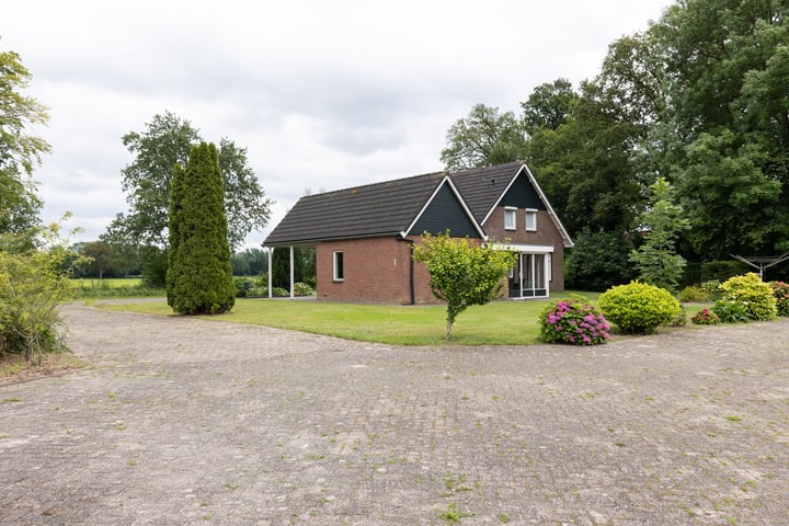 View photo 46 of Rector Hulshofstraat 19