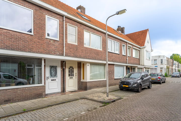 View photo 26 of Pironstraat 55