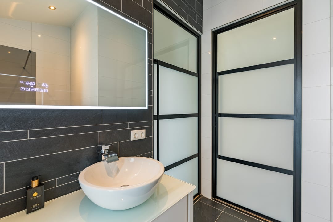 Foto 13 van Heezerenbosch 6-R18