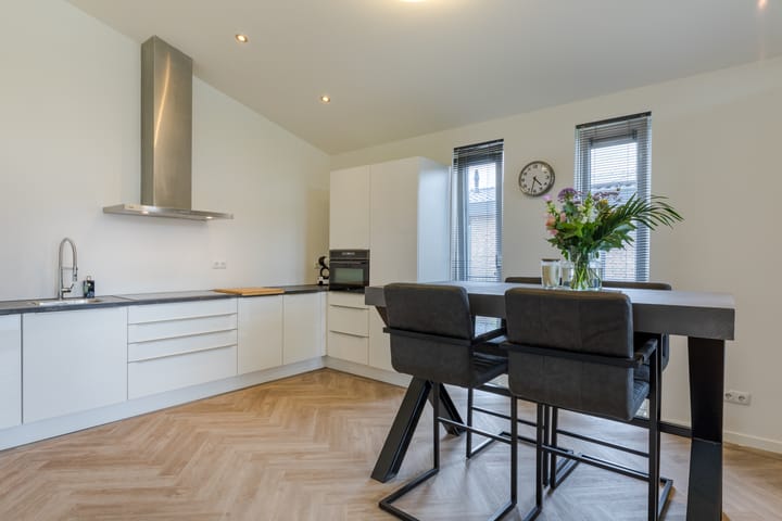 Foto 2 van Heezerenbosch 6-R18