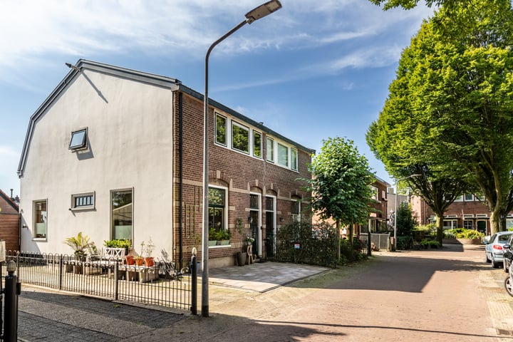 View photo 6 of Van Leeuwenhoekstraat 14