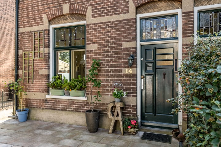 View photo 8 of Van Leeuwenhoekstraat 14