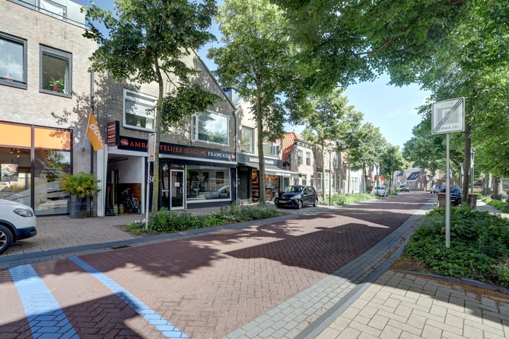 Bekijk foto 40 van Rijnstraat 71