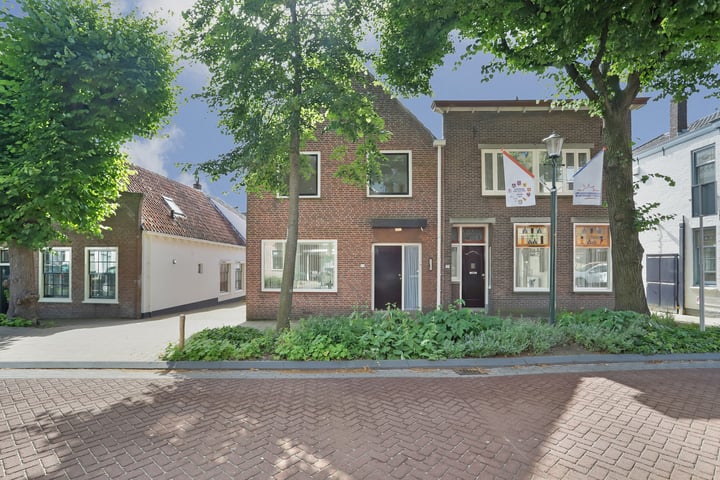 Bekijk foto 2 van Rijnstraat 73