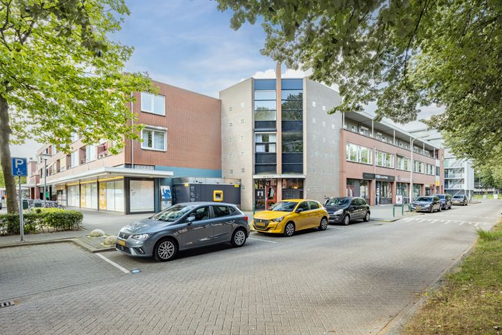 Bekijk foto 4 van Clematisstraat 27