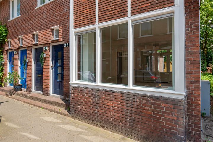 Bekijk foto 40 van Molenbeekstraat 25