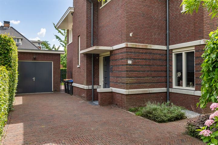 Bekijk foto 4 van Romanovhof 37