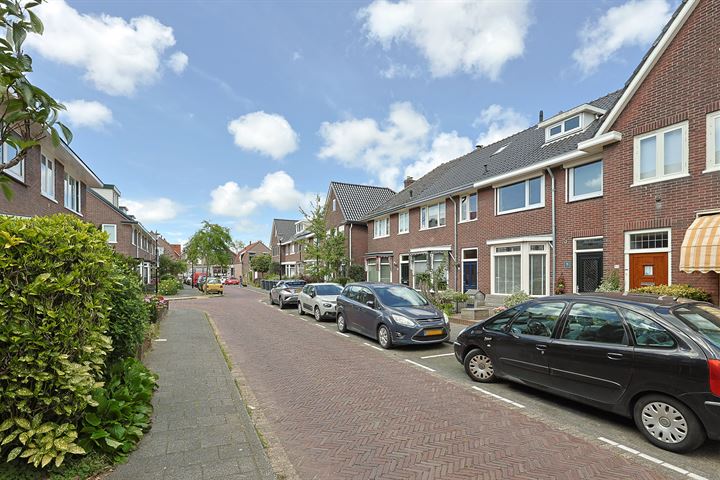 Bekijk foto 40 van Strick van Linschotenstraat 55