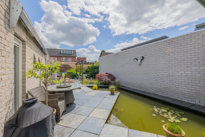 Foto 33 van Klaverpas 12