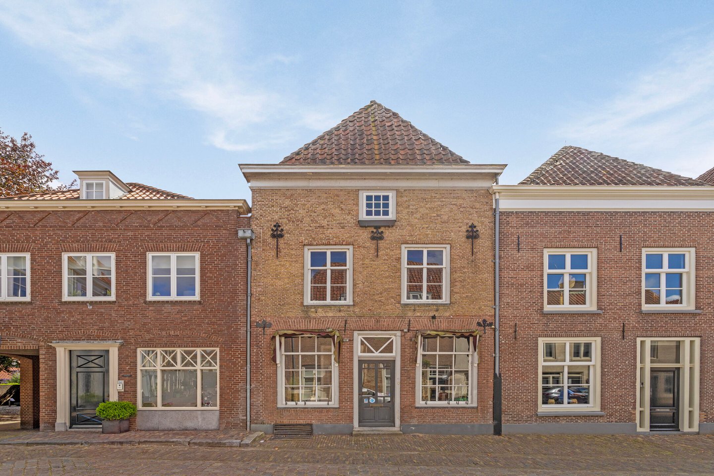 Bekijk foto 1 van Wijksestraat 12